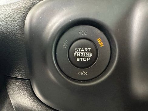 Used 2018 Jeep Wrangler Unlimited Sport S image 22