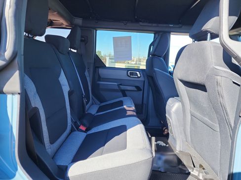 Used 2022 Ford Bronco Big Bend w/ Sasquatch Package image 14