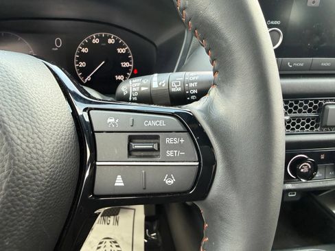 Used 2024 Honda HR-V Sport image 19