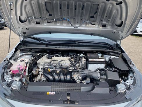 Used 2022 Toyota Corolla LE FWD image 49