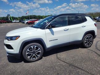 Used 2023 Jeep Compass Limited w/ Sun and Sound Group AWD/4WD video 1