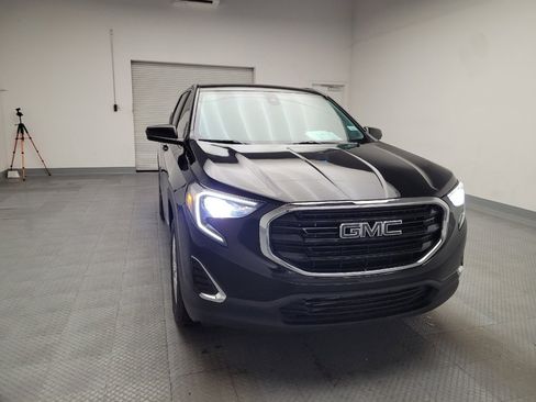 Used 2021 GMC Terrain SLE image 14