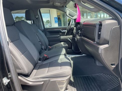 Used 2023 Chevrolet Silverado 1500 RST w/ Z71 Off-Road Package AWD/4WD image 18