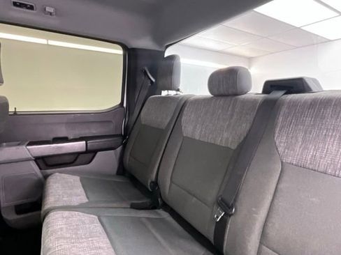 Used 2023 Ford F250 XLT AWD/4WD image 7