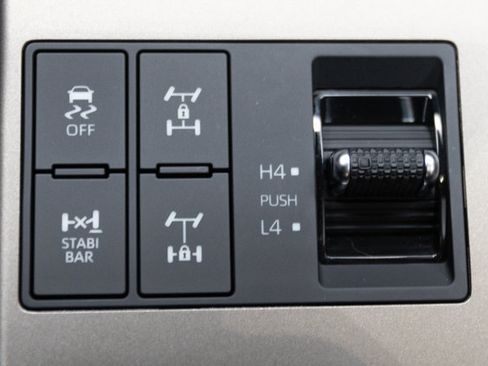Used 2026 Toyota Land Cruiser w/ Premium Package AWD/4WD image 17