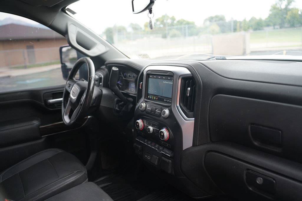 Used 2021 GMC Sierra 3500 SLT w/ Gooseneck/5TH Wheel Package AWD/4WD image 15