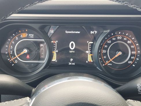 New 2026 Jeep Wrangler Unlimited Sahara AWD/4WD image 11