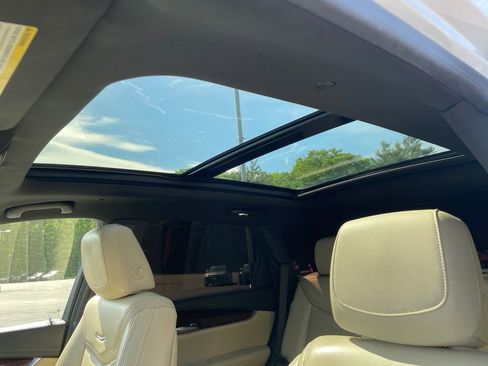 Used 2018 Cadillac XT5 Luxury AWD/4WD image 30