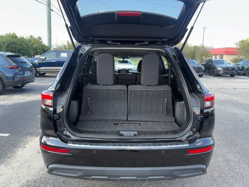 Used 2022 Mitsubishi Outlander ES FWD image 15