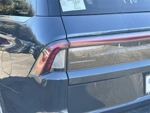 New 2025 Lincoln Navigator L Reserve image 11