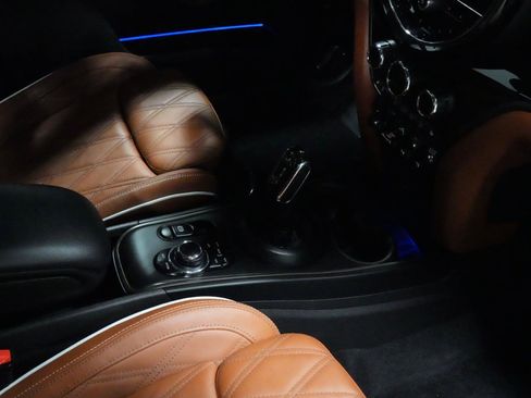 Used 2023 MINI Cooper Countryman S w/ Signature Upholstery Package image 5