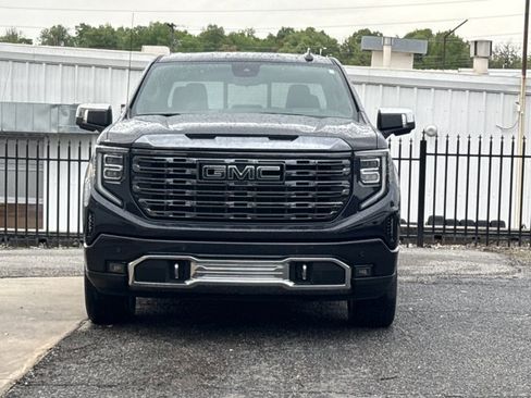 Used 2023 GMC Sierra 1500 Denali Ultimate AWD/4WD image 2