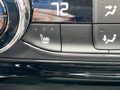 Used 2026 Chevrolet Trax LT w/ Driver Confidence Package image 21