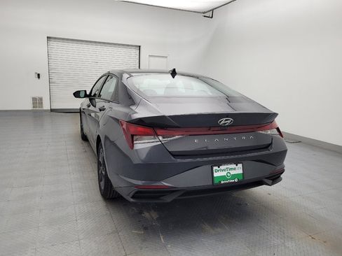 Used 2022 Hyundai Elantra SEL image 6