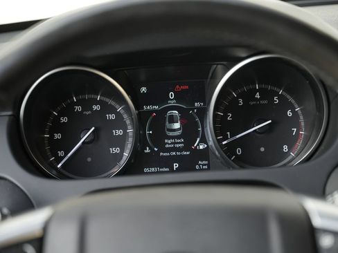Used 2019 Land Rover Discovery Sport SE AWD/4WD image 46