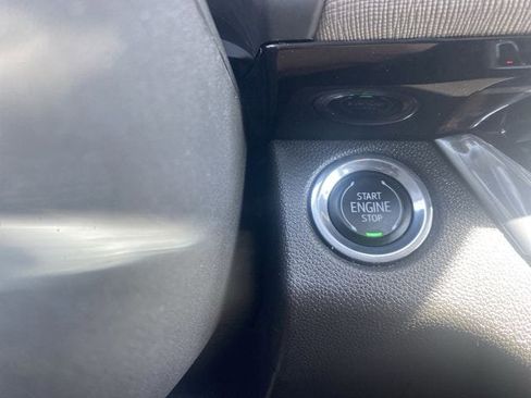 Used 2024 Buick Envista Avenir image 32