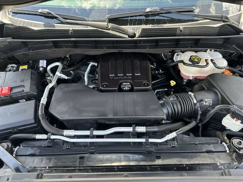 Used 2023 GMC Sierra 1500 Elevation AWD/4WD image 19