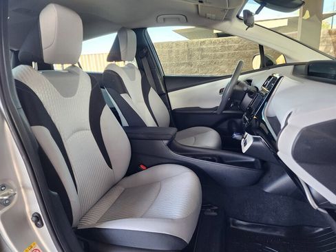 Used 2017 Toyota Prius Two FWD image 56