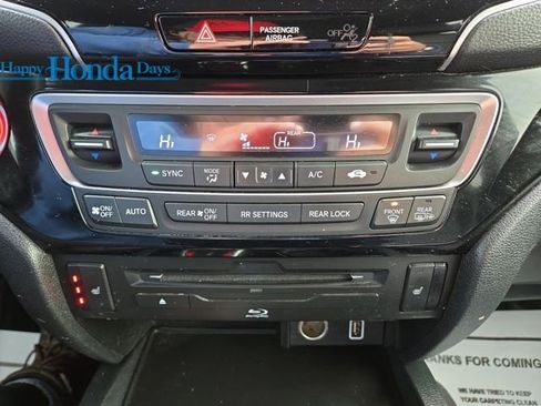 Used 2022 Honda Pilot Touring image 36
