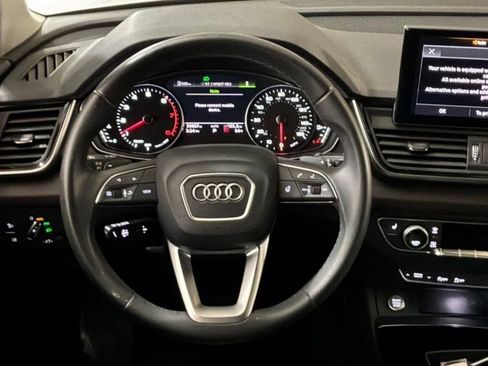 Used 2023 Audi Q5 2.0T Premium w/ Convenience Package AWD/4WD image 11
