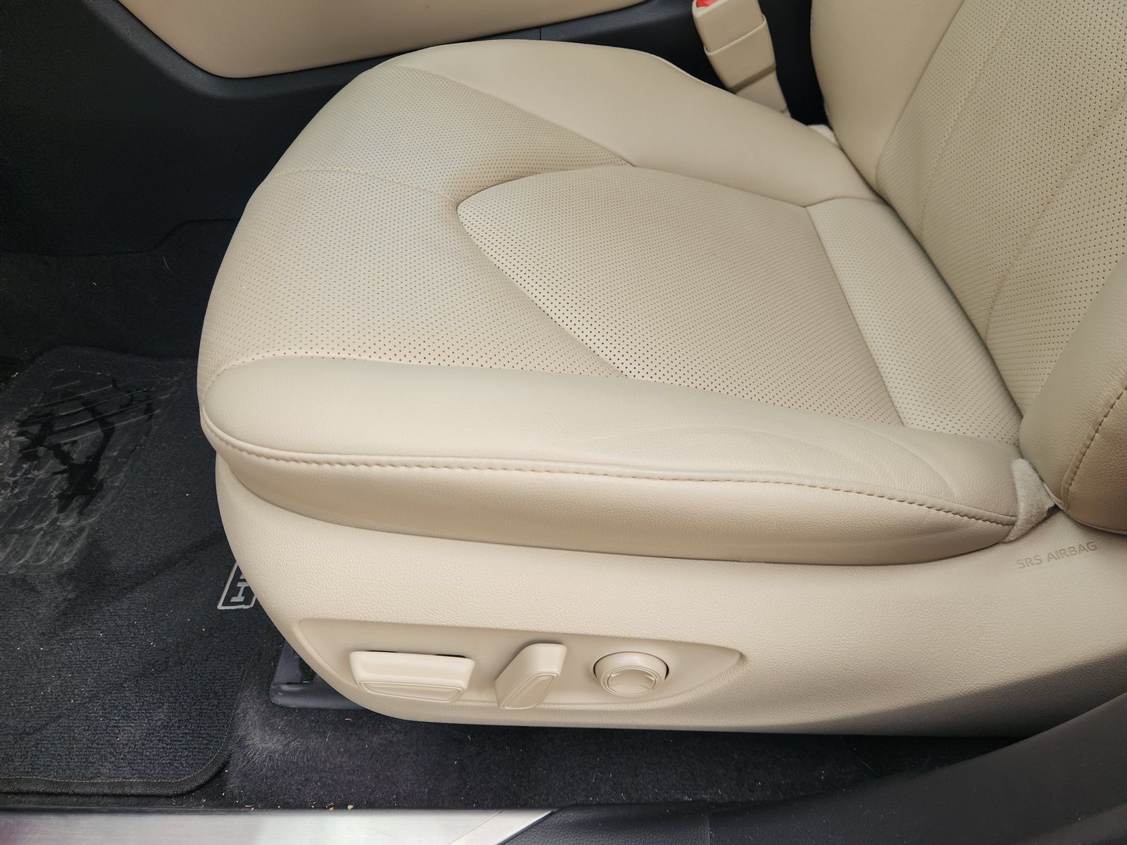 Used 2024 Toyota Highlander Limited AWD/4WD image 27