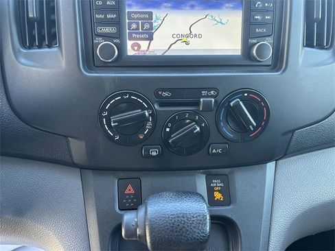 Used 2015 Chevrolet City Express LT w/ Technology Package image 16