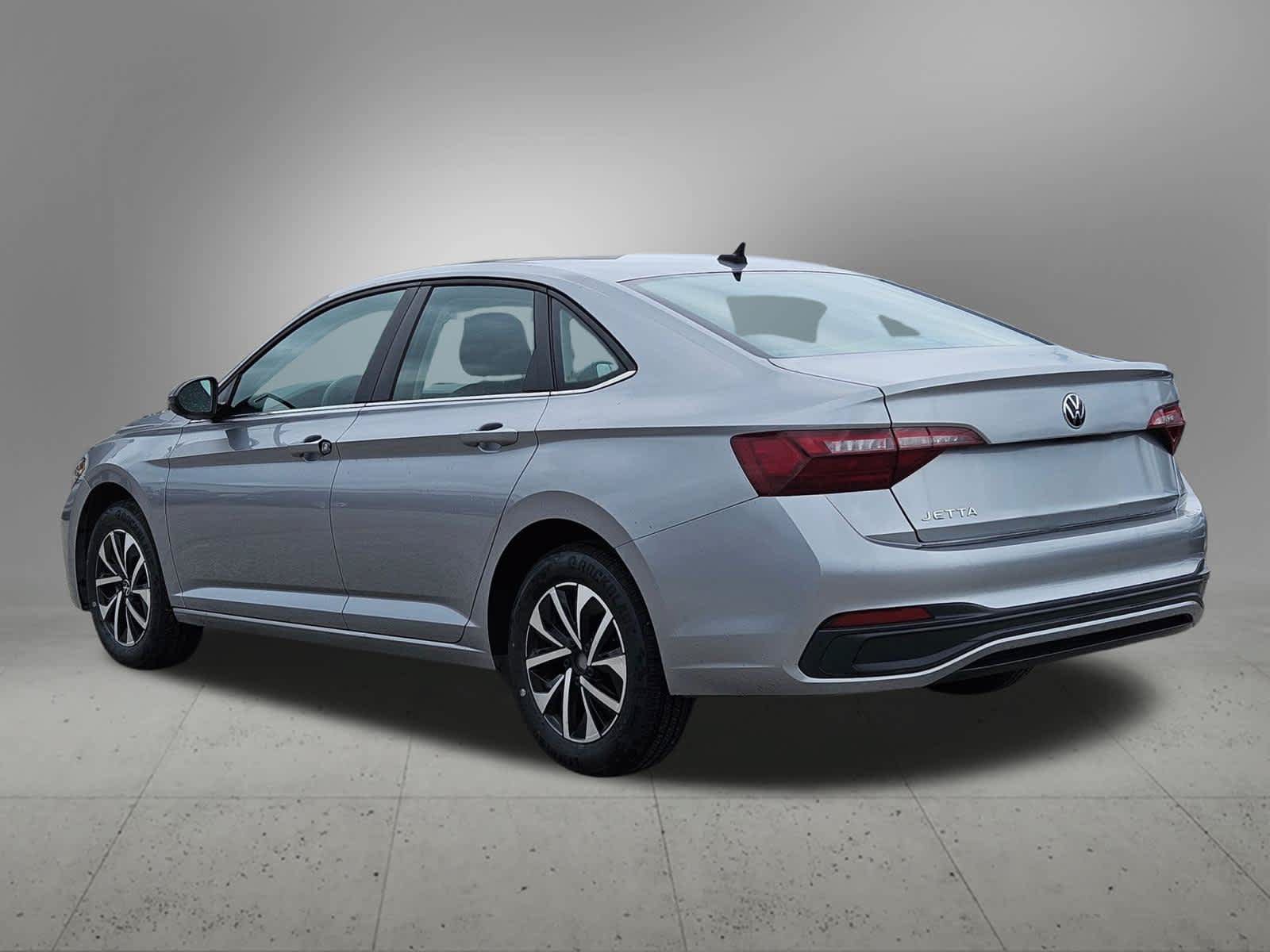 Used 2024 Volkswagen Jetta S FWD image 4