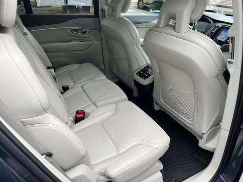Used 2022 Volvo XC90 T6 Inscription w/ Advanced Package AWD/4WD image 21