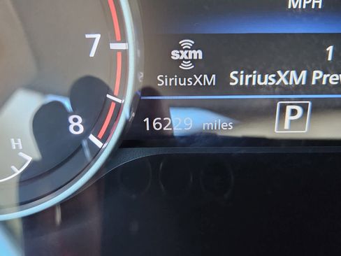 Used 2023 Nissan Sentra SV w/ Trunk Package image 15