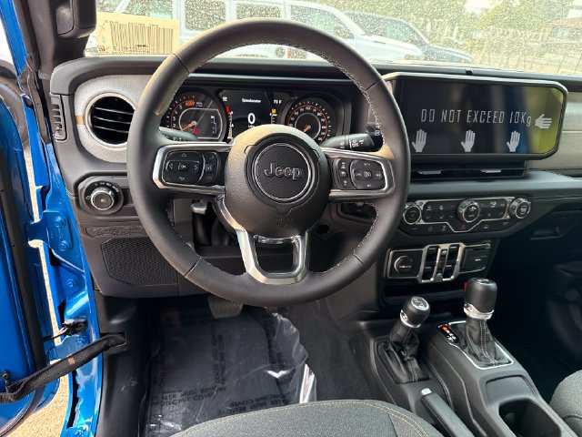 New 2026 Jeep Wrangler Unlimited Sahara AWD/4WD image 17