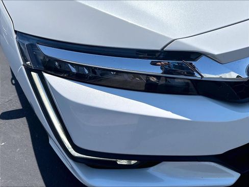 Used 2018 Honda Clarity Touring image 30