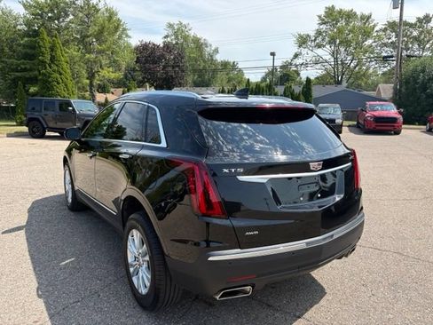Used 2023 Cadillac XT5 Luxury AWD/4WD image 3