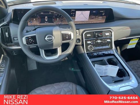 New 2025 Nissan Armada Platinum Reserve image 9