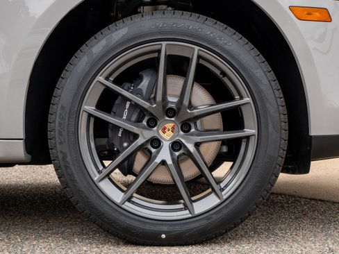 New 2026 Porsche Macan Turbo image 21