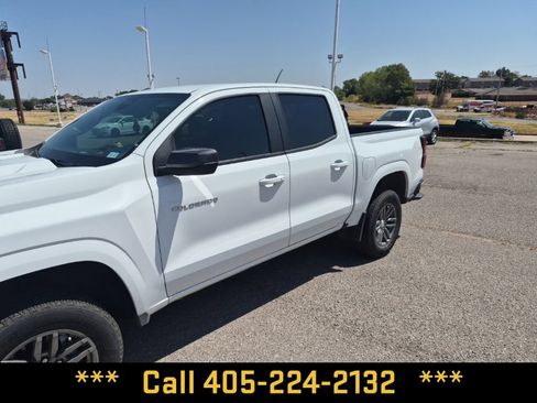 Used 2024 Chevrolet Colorado LT w/ LT Convenience Package II RWD image 5