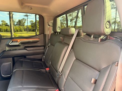 Used 2022 GMC Sierra 1500 Denali w/ Denali Reserve Package AWD/4WD image 34