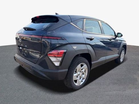 New 2026 Hyundai Kona SE AWD/4WD image 3