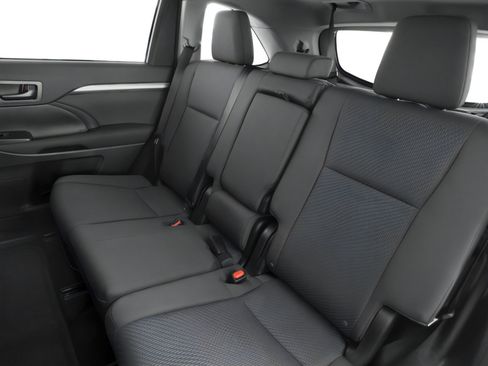 Used 2016 Toyota Highlander LE w/ Protection Package #3 image 14