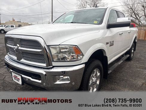 Used 2018 RAM 2500 Big Horn w/ Harvest Edition image 3