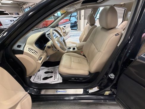 Used 2017 Nissan Altima 3.5 SL w/ 3.5SL Technology Package FWD image 57