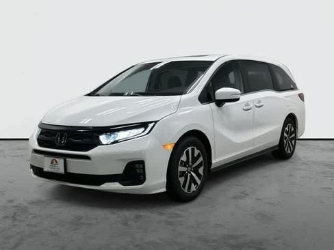 Certified 2026 Honda Odyssey EX-L image 1