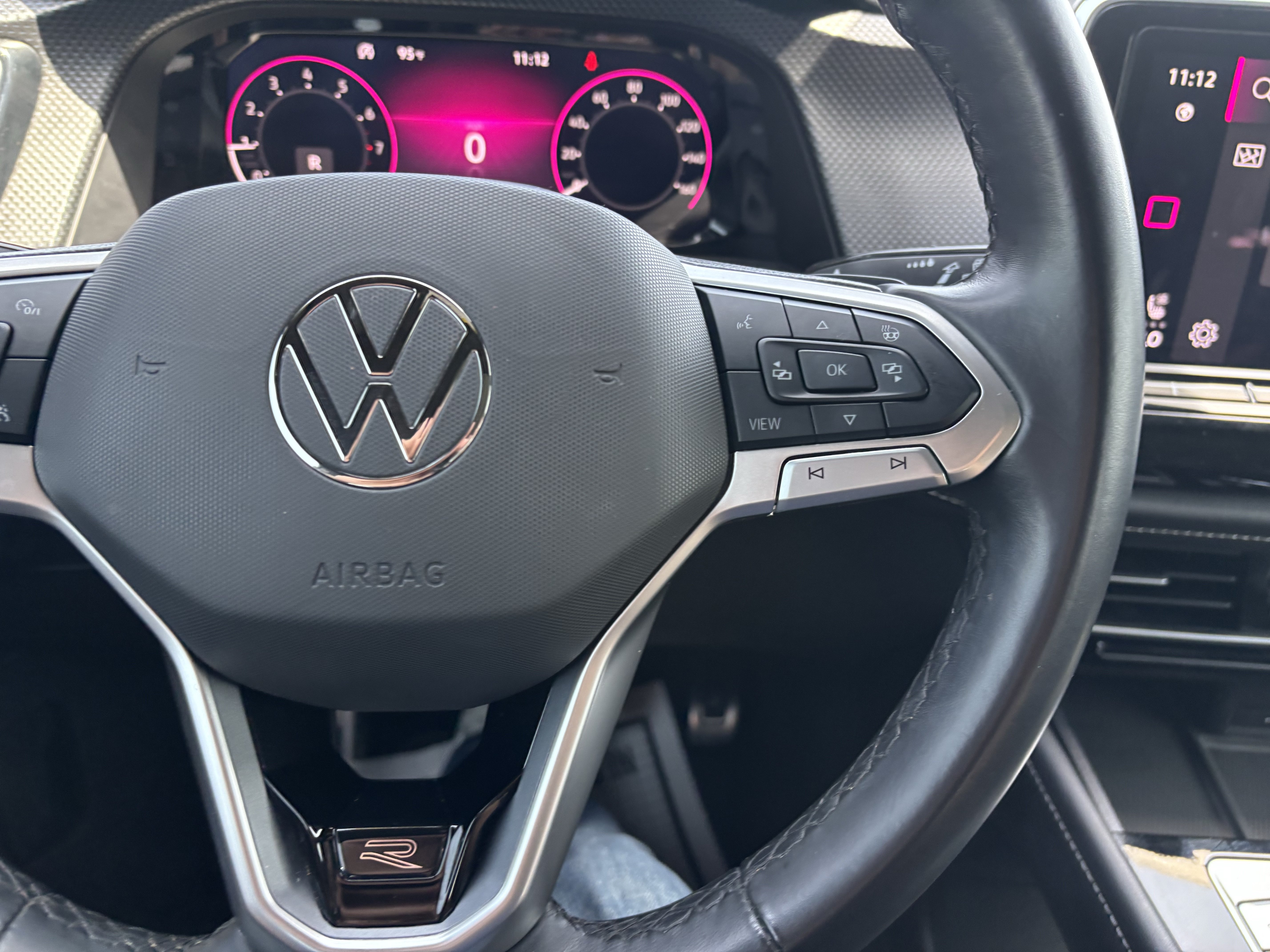 Used 2024 Volkswagen Atlas Cross Sport SEL Premium R-Line AWD/4WD image 29
