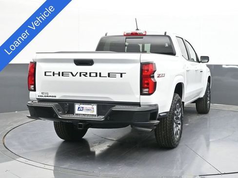 New 2025 Chevrolet Colorado Z71 image 9