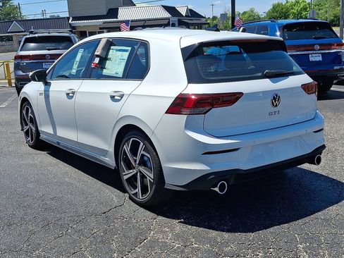 New 2025 Volkswagen GTI SE image 7