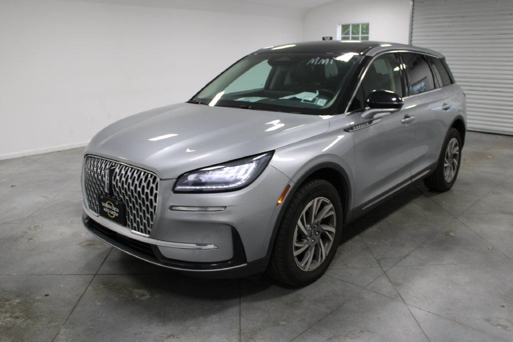 Used 2023 Lincoln Corsair AWD w/ Equipment Group 101A image 4