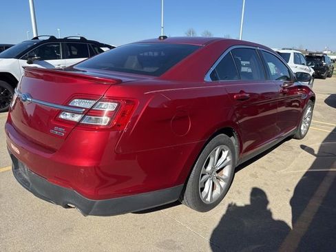 Used 2013 Ford Taurus SEL image 8