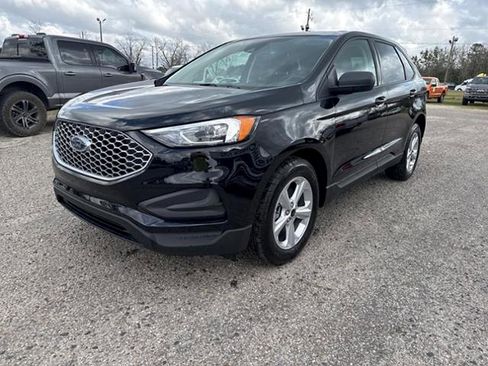 New 2024 Ford Edge SE image 4