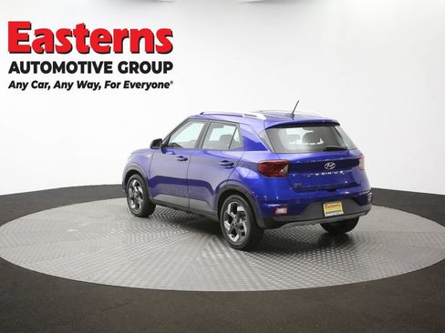 Used 2023 Hyundai Venue Limited w/ Cargo Package FWD image 65