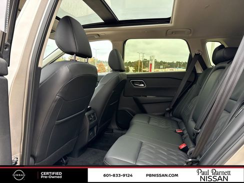 Certified 2025 Nissan Rogue Platinum image 30