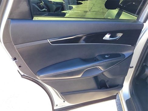 Used 2020 Kia Sorento LX image 27